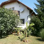Apartment Feher Rozsa *