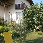 Feher Rozsa Cserszegtomaj