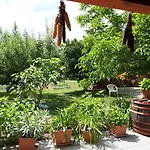 Feher Rozsa Apartment