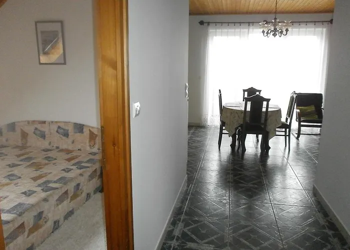 Feher Rozsa * צ'רסגטומאי